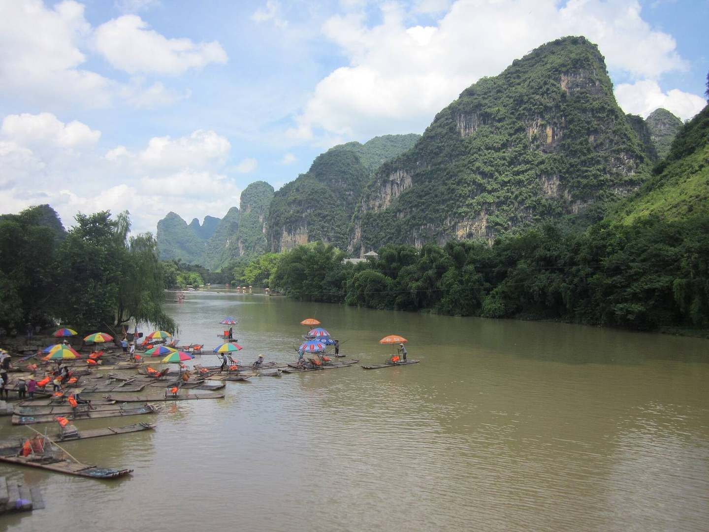 Khám phá